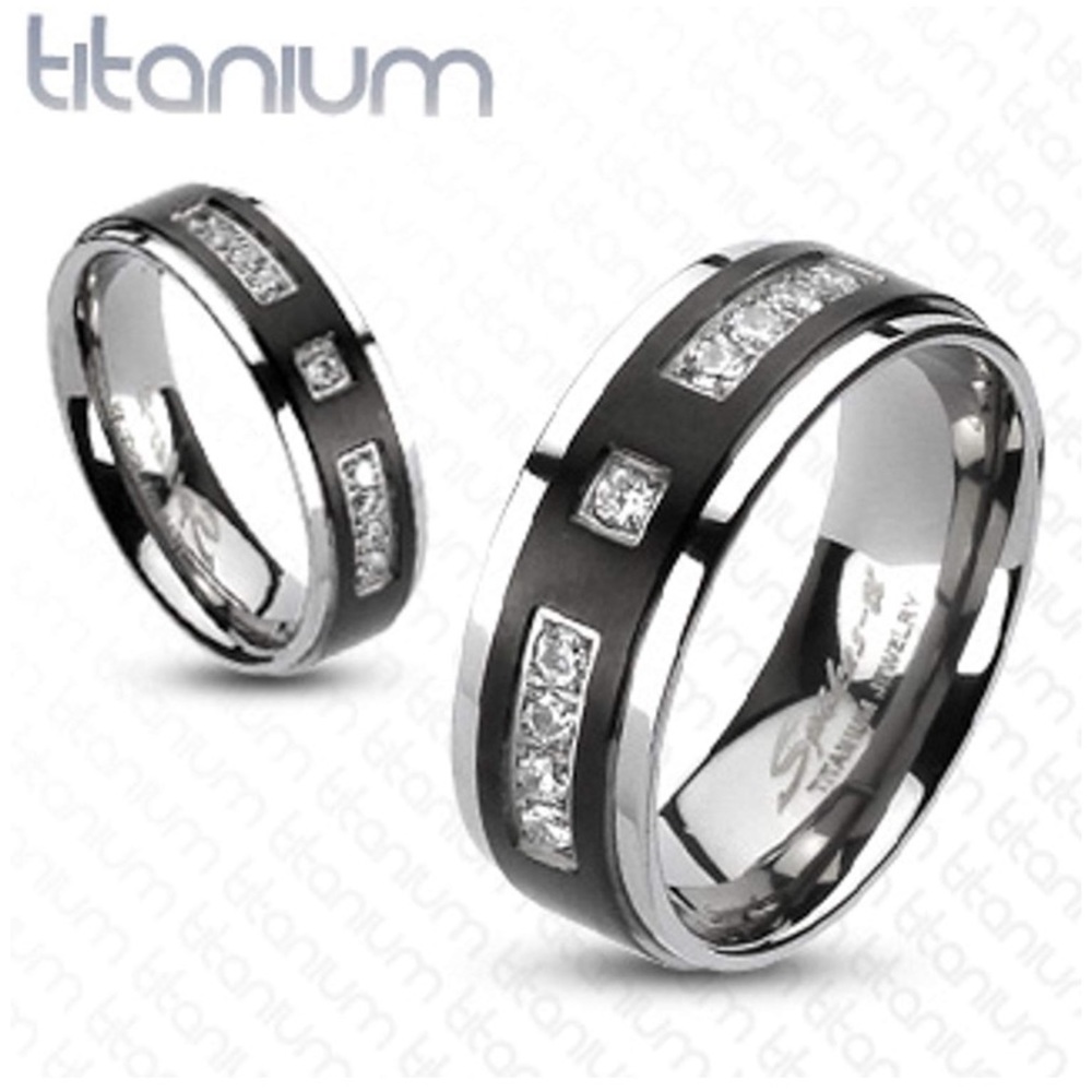 NWT STAINLESS STEEL TITANIUM RING